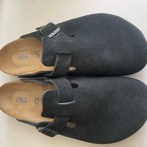 Birkenstock Boston Clogs